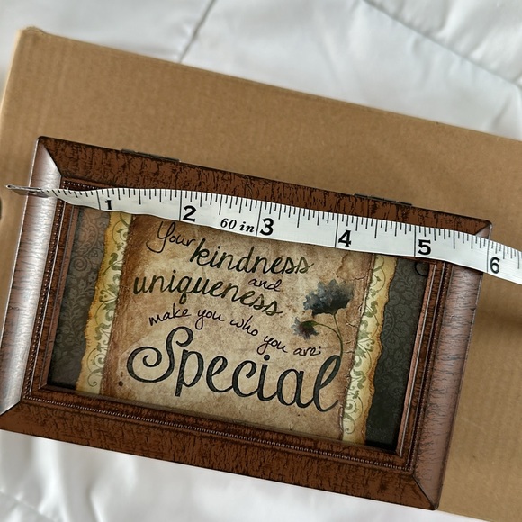 Jewelry box with music - Picture 7 of 8